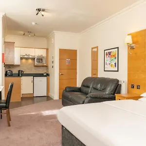Teddington Lodge Apartment Teddington